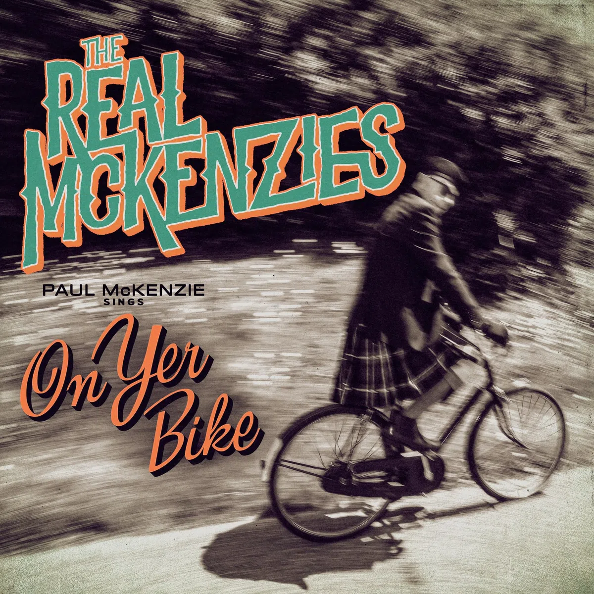 Paul Mckenzie Sings on Yer Bike